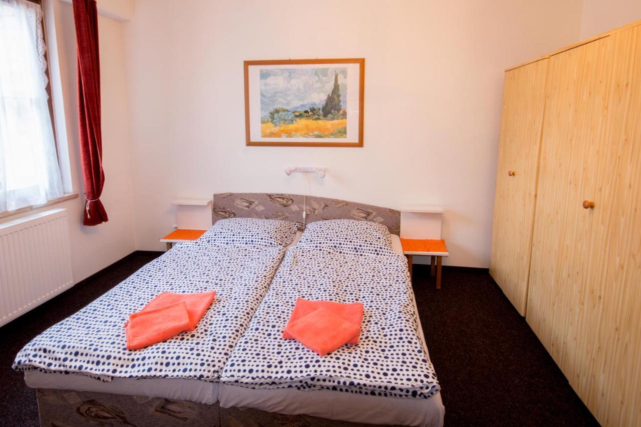 야히모프 Apartman K Lanovce 아파트 외부 사진